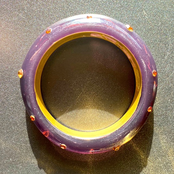 SALE 3/$20 Lucite Chunky bangle,purple crackle,reverse gold painted, rhinestones - Picture 6 of 14